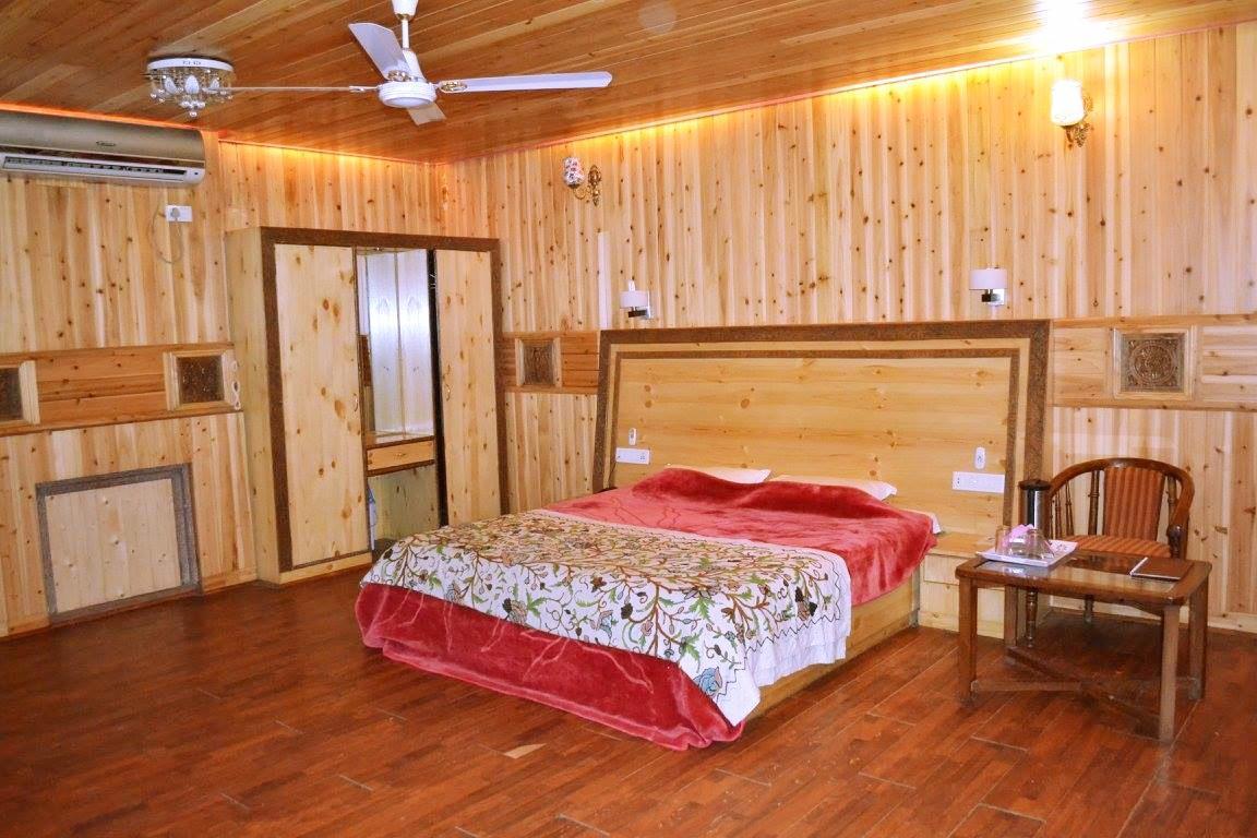 Royal Residency Hotel Srinagar  Bagian luar foto